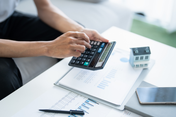 Usando o LEED para melhorar o desempenho em avaliações ESG e green bonds através dos indicadores GRESB e PRI