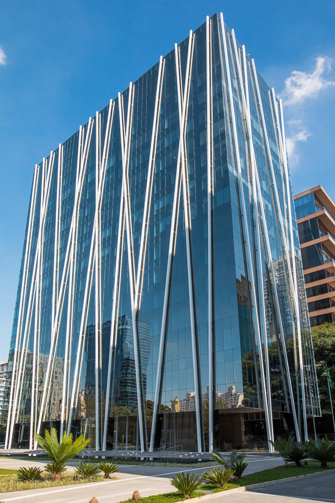 Edifício Miss Silvia Morizono